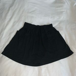 Kirra elastic waisted miniskirt with pockets